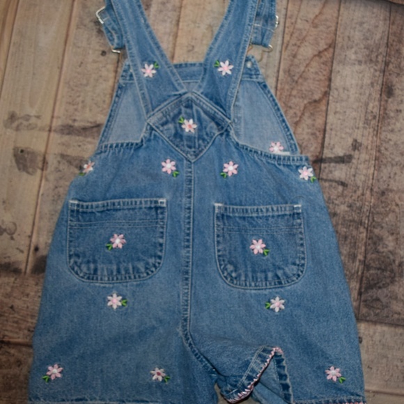 Young Hearts Size 5 Floral Jean Overall Shorts - Picture 2 of 3